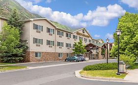 Quality Inn & Suites On The River