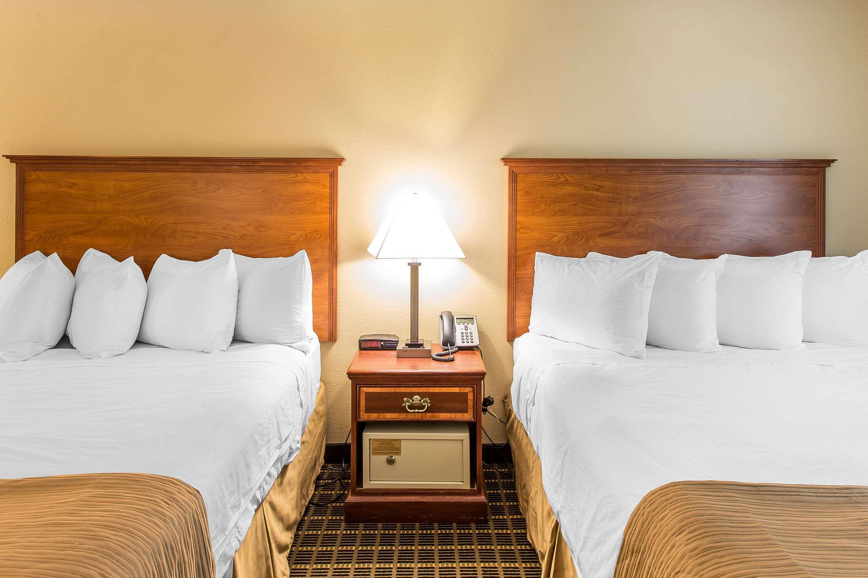 Quality Inn & Suites On The River Glenwood Springs Exterior foto